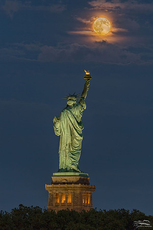 Buck Moon over Liberty