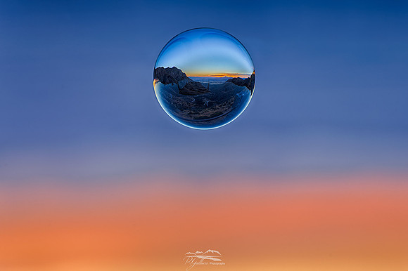 Corondo Monument Sunrise