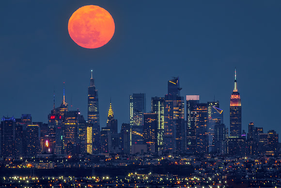 Pink Moon over One Vanderbilt
