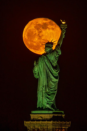 Moonrise before Liberty